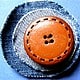 Upcycling-Brosche