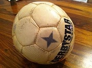 UPCYCLING-Fußball-Lampe 