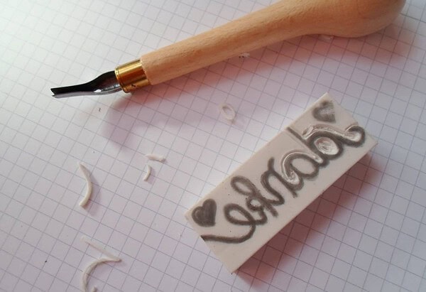 Stempel aus Radiergummis