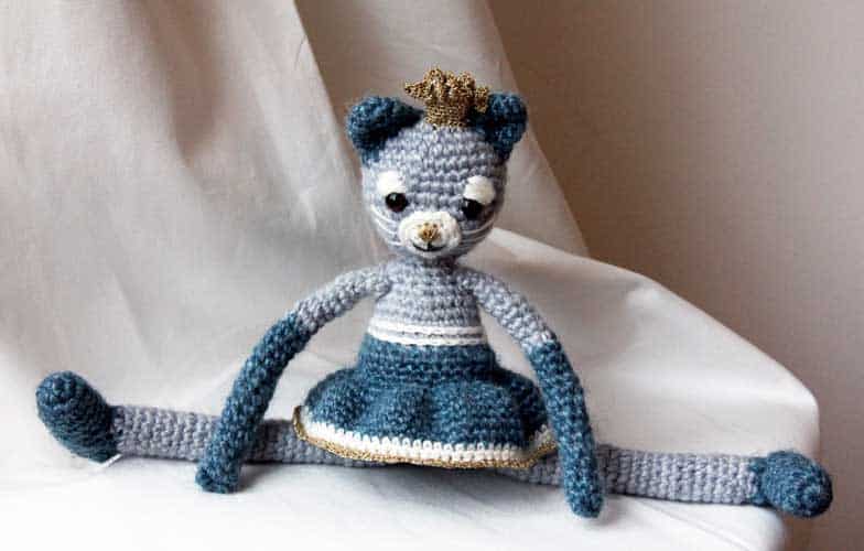 Katze Primaballerina – Amigurumi mit Rassel