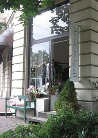    " AnnaGlückstoff "          Berlin Friedenau