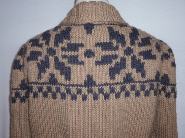 Strickjacke mit Norwegermuster