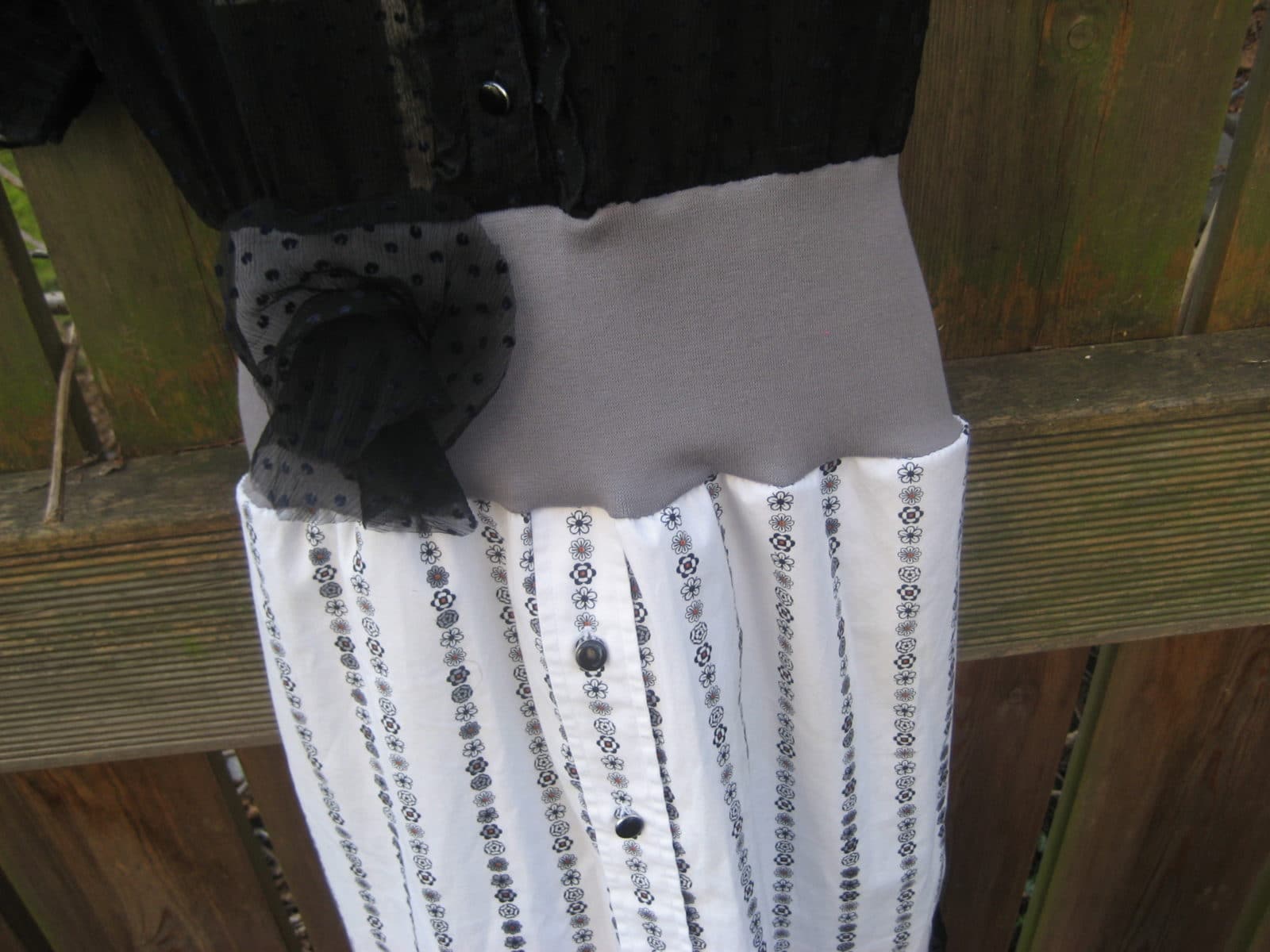 Recycling Emily,süßes Kleid aus einem Herrenhemd und zarter Bluse