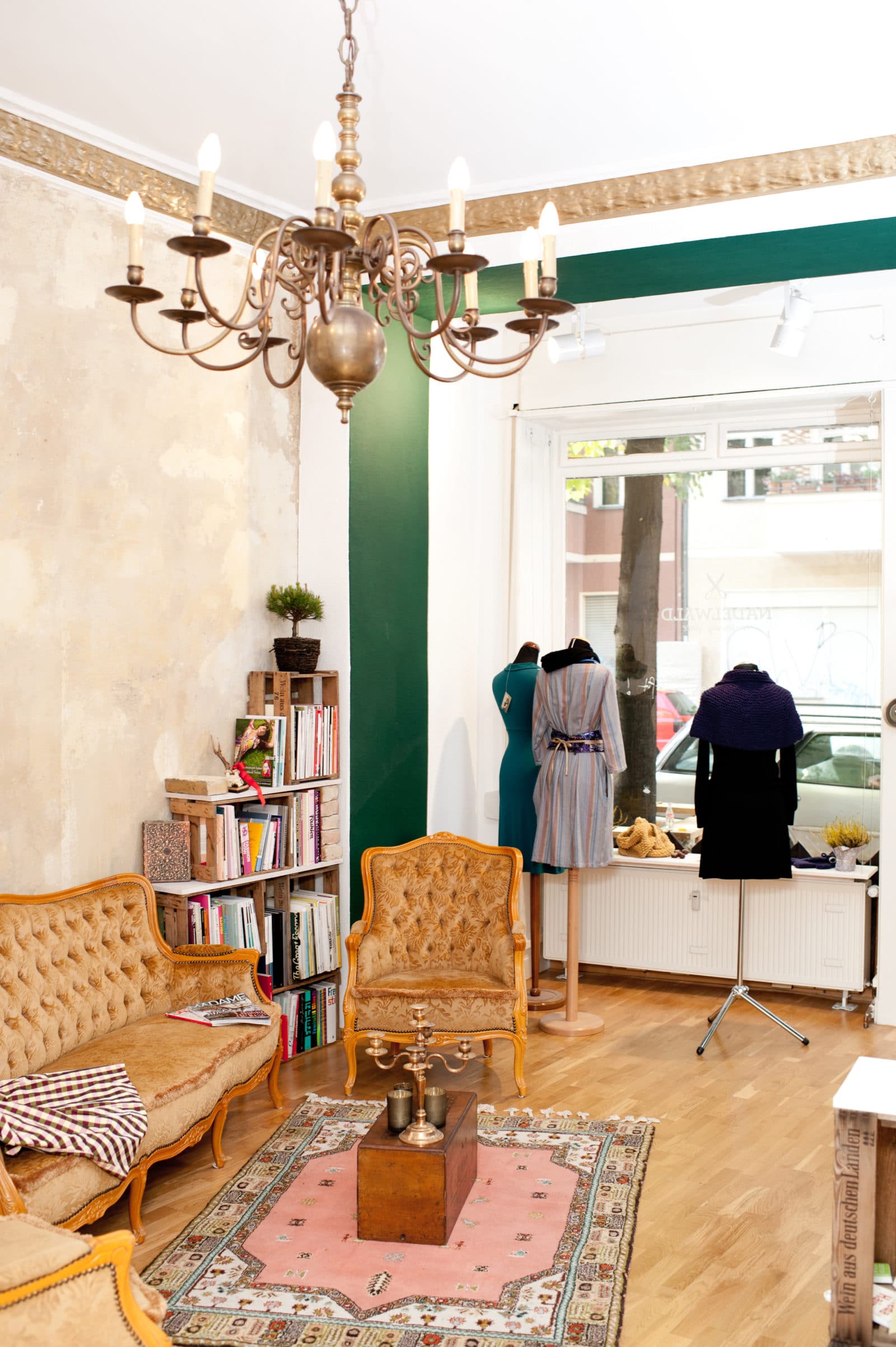Nadelwald / co-sewing space