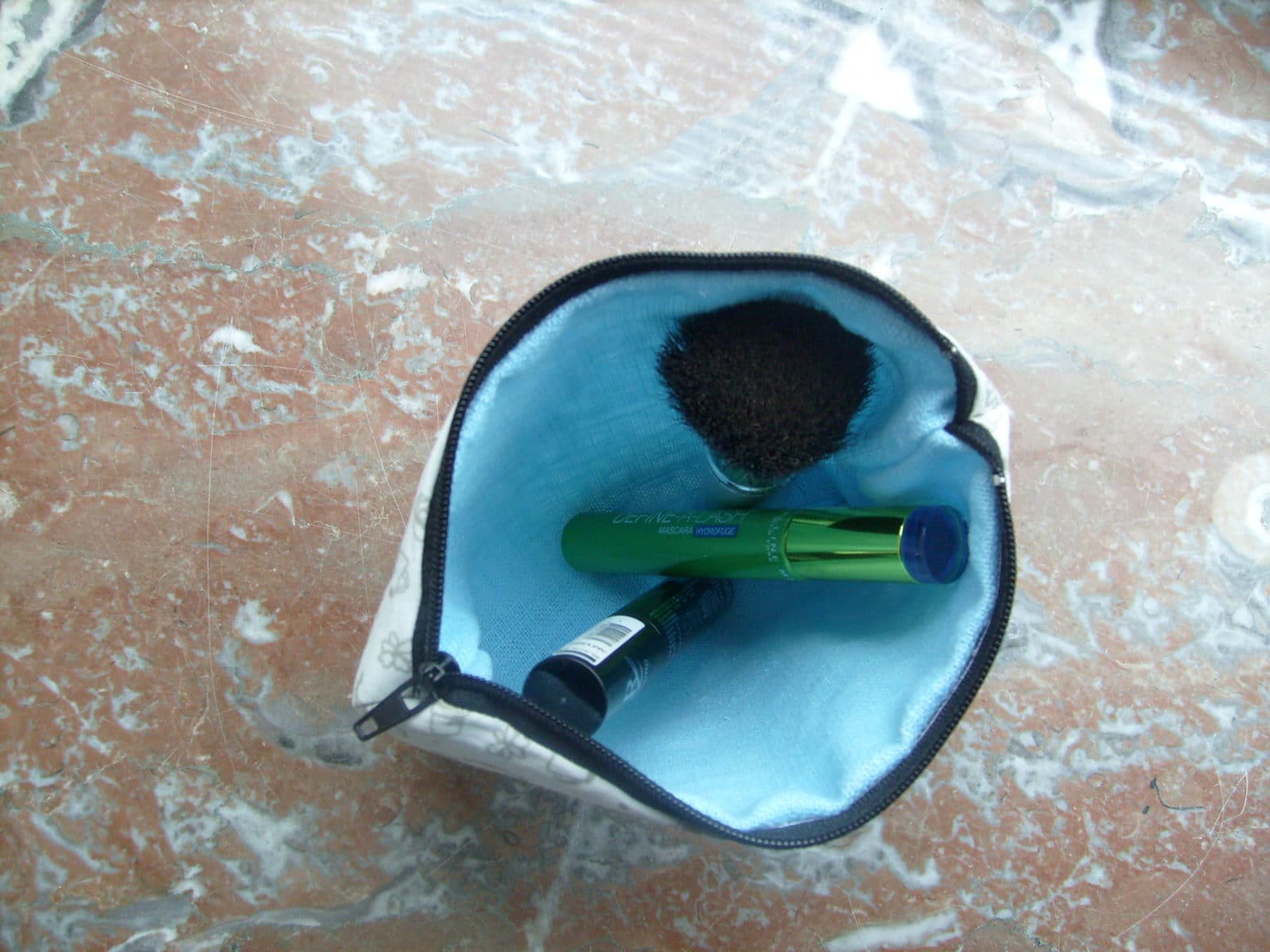 Kleines Kosmetiktäschchen