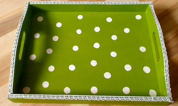 Polkadot Tablett mit Spitzenbordüre