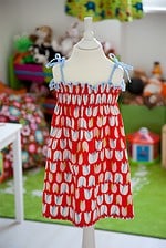 „Easy-Peasy“ Sommerkleid mit Smoknähten