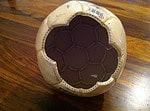 UPCYCLING-Fußball-Lampe