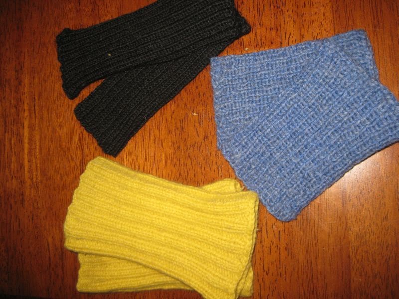 UPCYCLING-WINTERSTULPEN-MÜTZEN-PUPPE