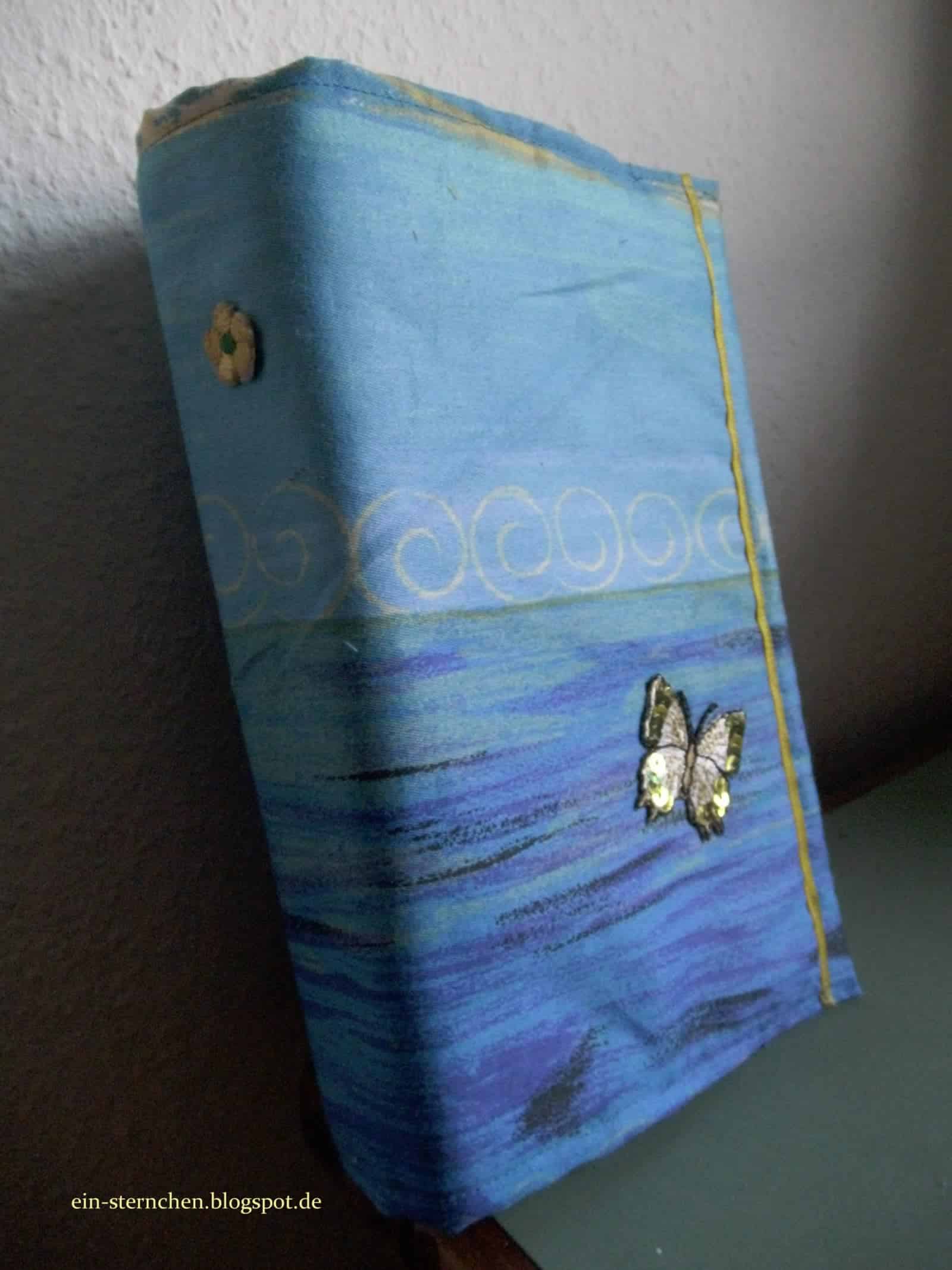 Buchhülle – von Christina