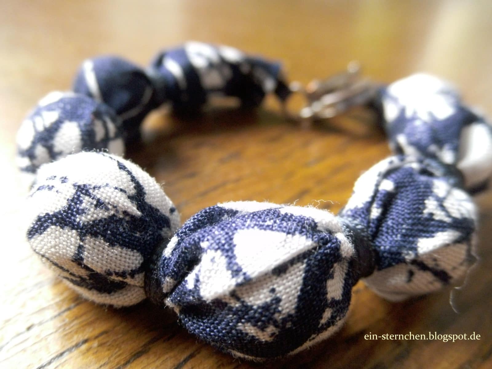 Armschmuck