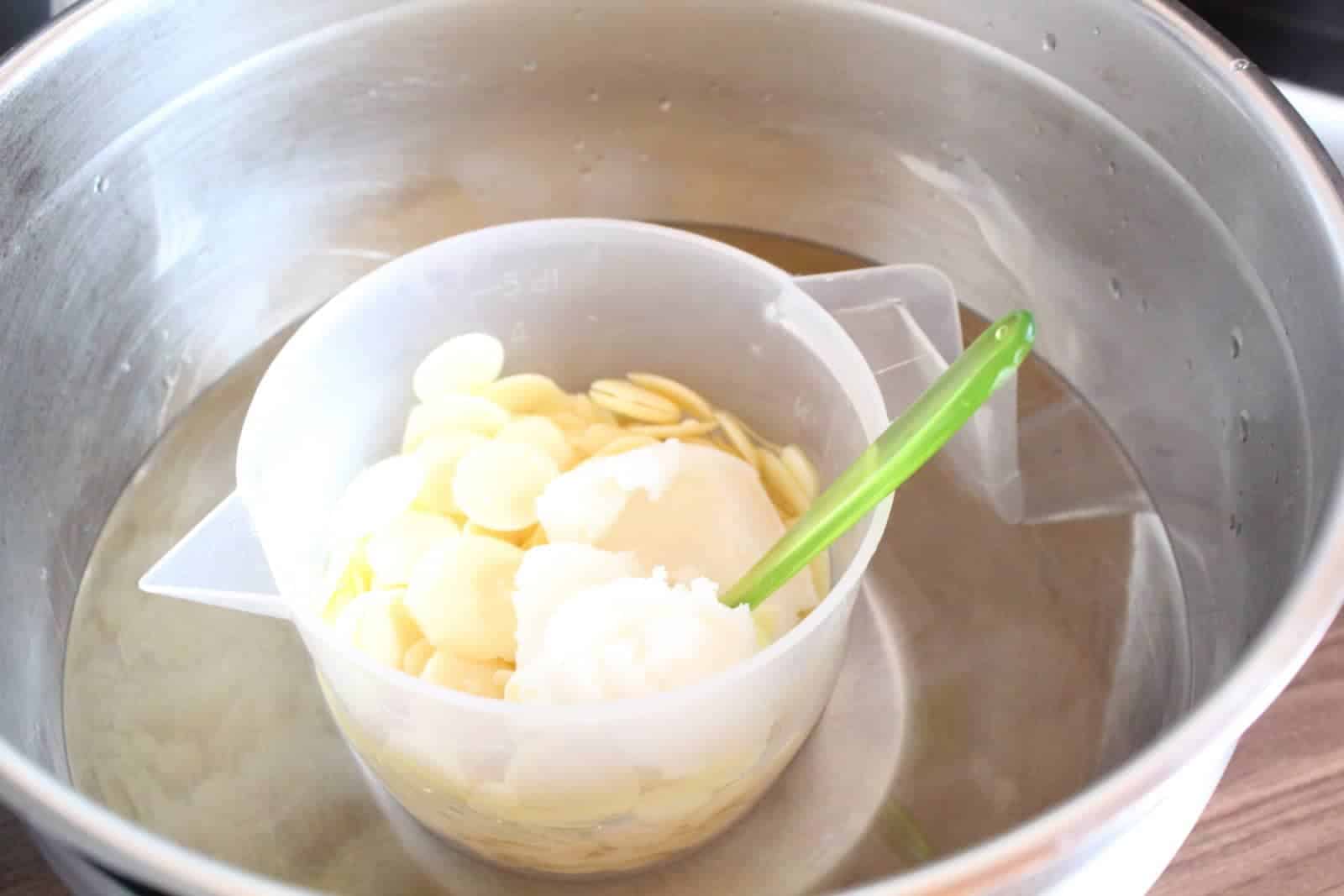 Badepralinen herstellen – Schokolade/Vanille
