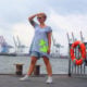 Singer Wettbewerb! -Gewinne eine Singer Nähmaschine- Kleid mit Neondruck