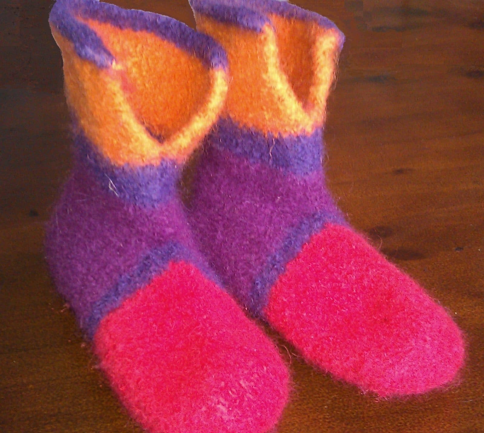 Warme Füße im Winter: Strickfilz Hausstiefeletten