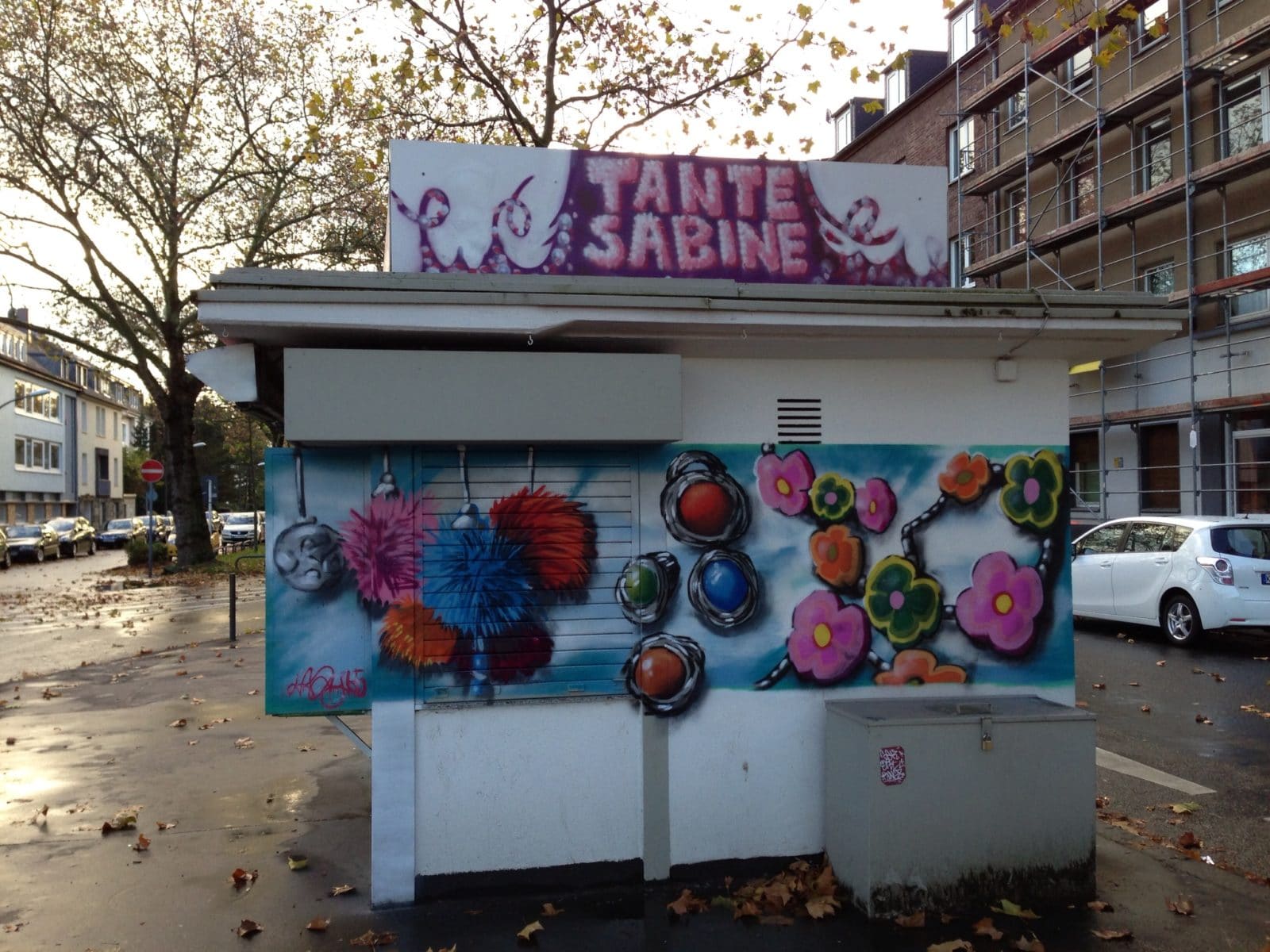 TANTE SABINE IM KUNSTKIOSK KÖLN