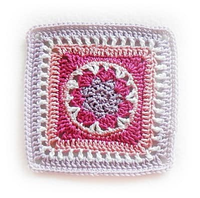 Häkelanleitung für Granny Square Sternblüte