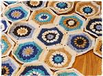 Anleitung für eine Häkeldecke mit Granny Squares bzw. Hexagons