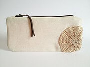 Clutch mit Spitzendeckchen verzieren