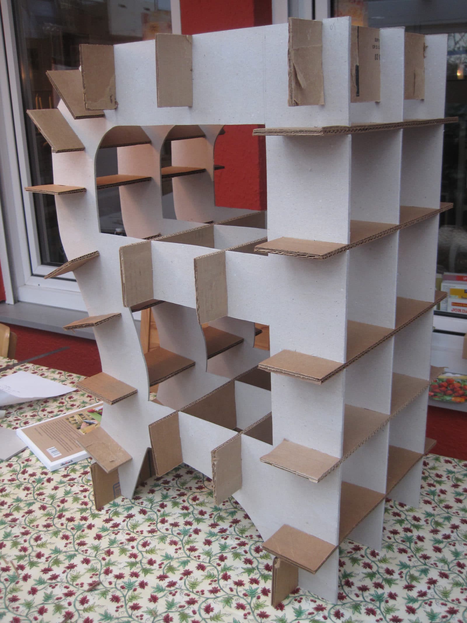 Möbel aus Pappe UpcyclingProjekte HANDMADE Kultur