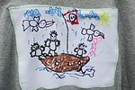 Kleinkunst auf Papas Shirt
