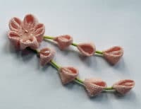 Blüten aus Seide falten: Kanzashi