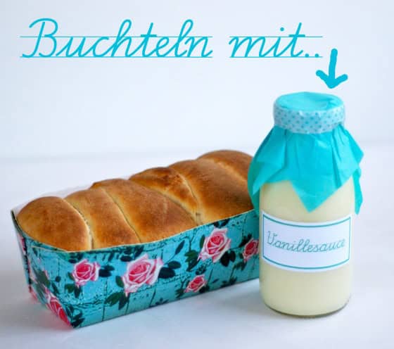 Buchteln mit Vanillesauce