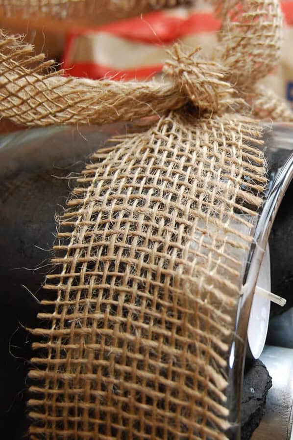 Kohle statt Sand: Originelle Deko fürs Angrillen