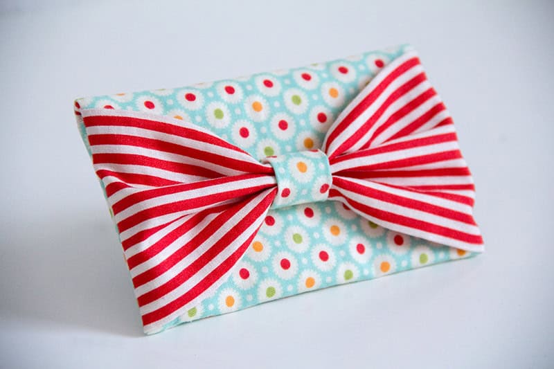 Handytasche oder Clutch mit Schleife