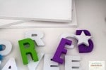 Wand-Deko mit Buchstaben basteln