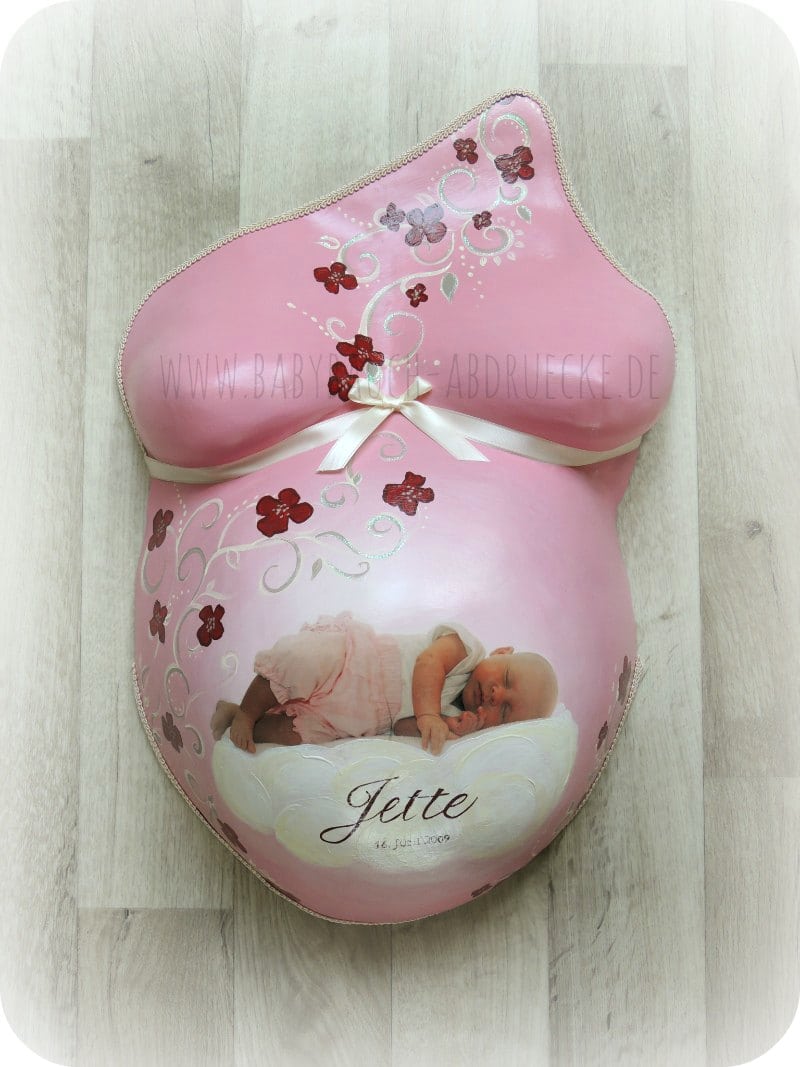 Ein Foto & Ultraschallbild vom Baby auf den Gipsabdruck! DIY – Anleitung!