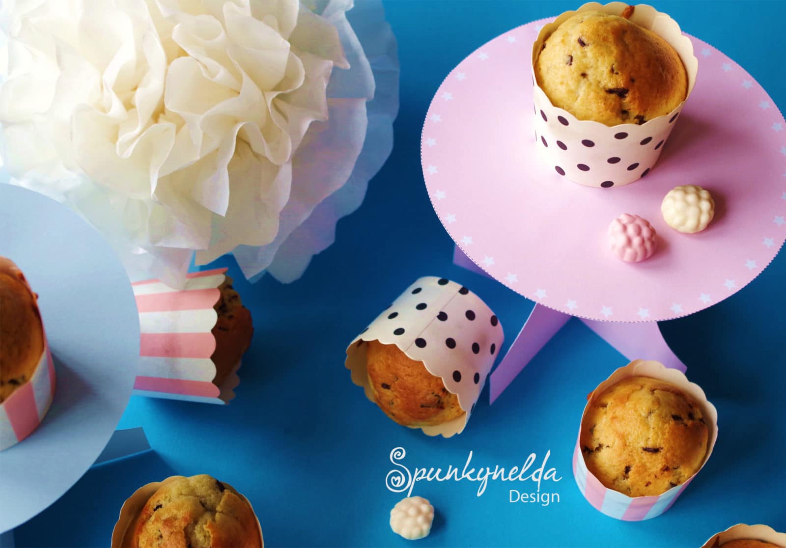 Free printable Cupcake Stand | oder: Verrückte Papierbastelei