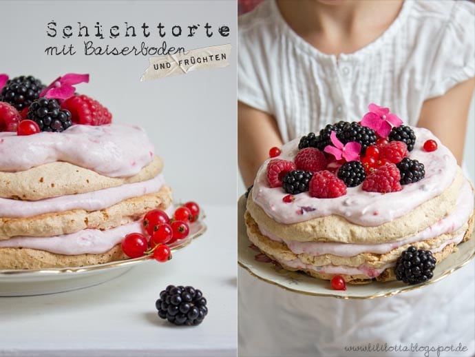 Schichttorte mit Baiserboden und Früchten