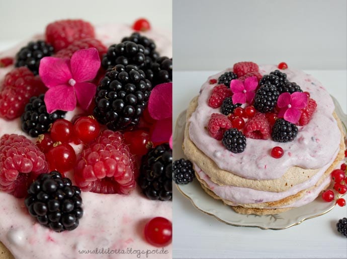 Schichttorte mit Baiserboden und Früchten