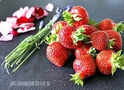 Erdbeerrolle ( Bisquitteig)