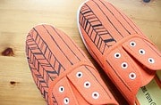 Stoffschuhe bemalen