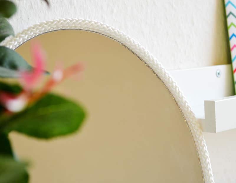 DIY Rahmen für Spiegel