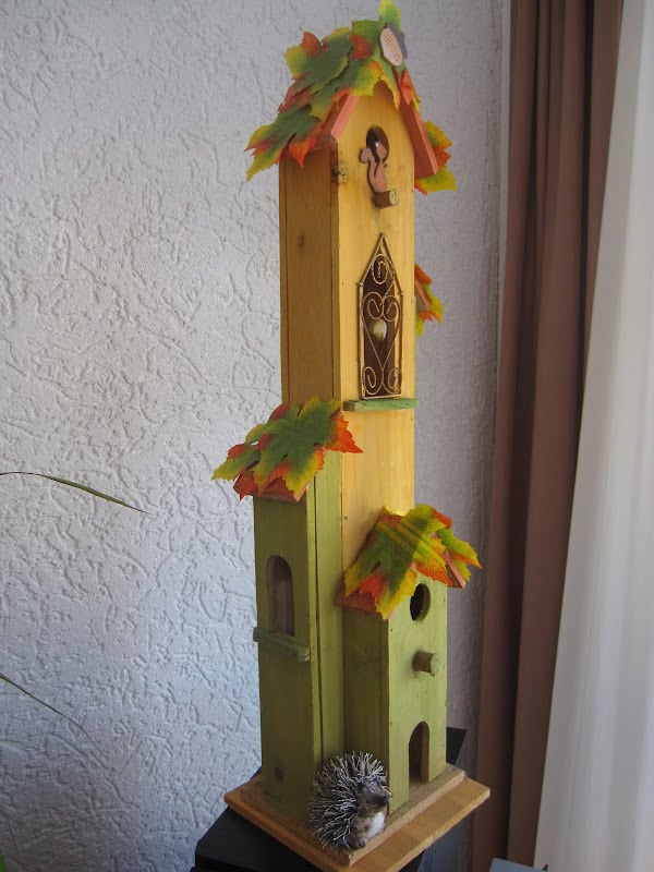 herbstliche Vogelvilla