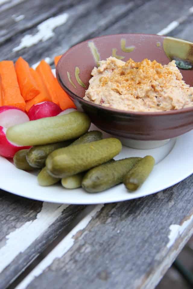 Tomaten Kirchererbsen Hummus
