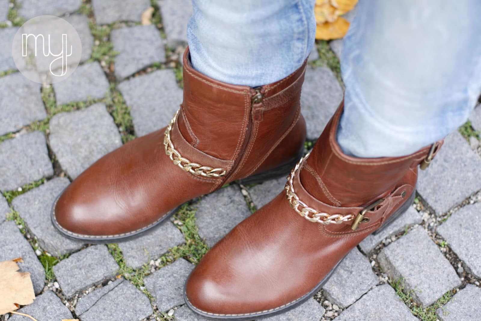 DIY Designer Biker Boots mit Goldkette
