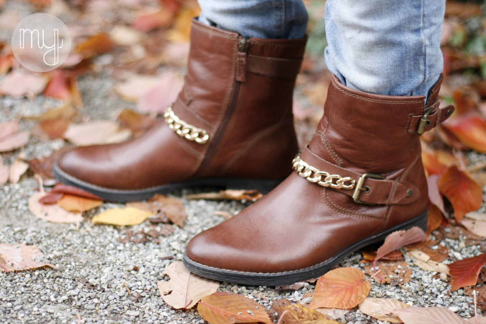 DIY Designer Biker Boots mit Goldkette
