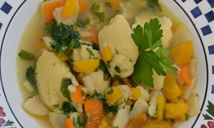 Bunte Gartensuppe