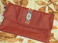 DIY-Clutch mit Native Beadwork