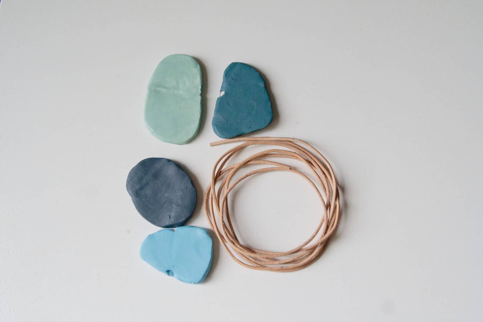 Einfache Statement Kette mit Fimo