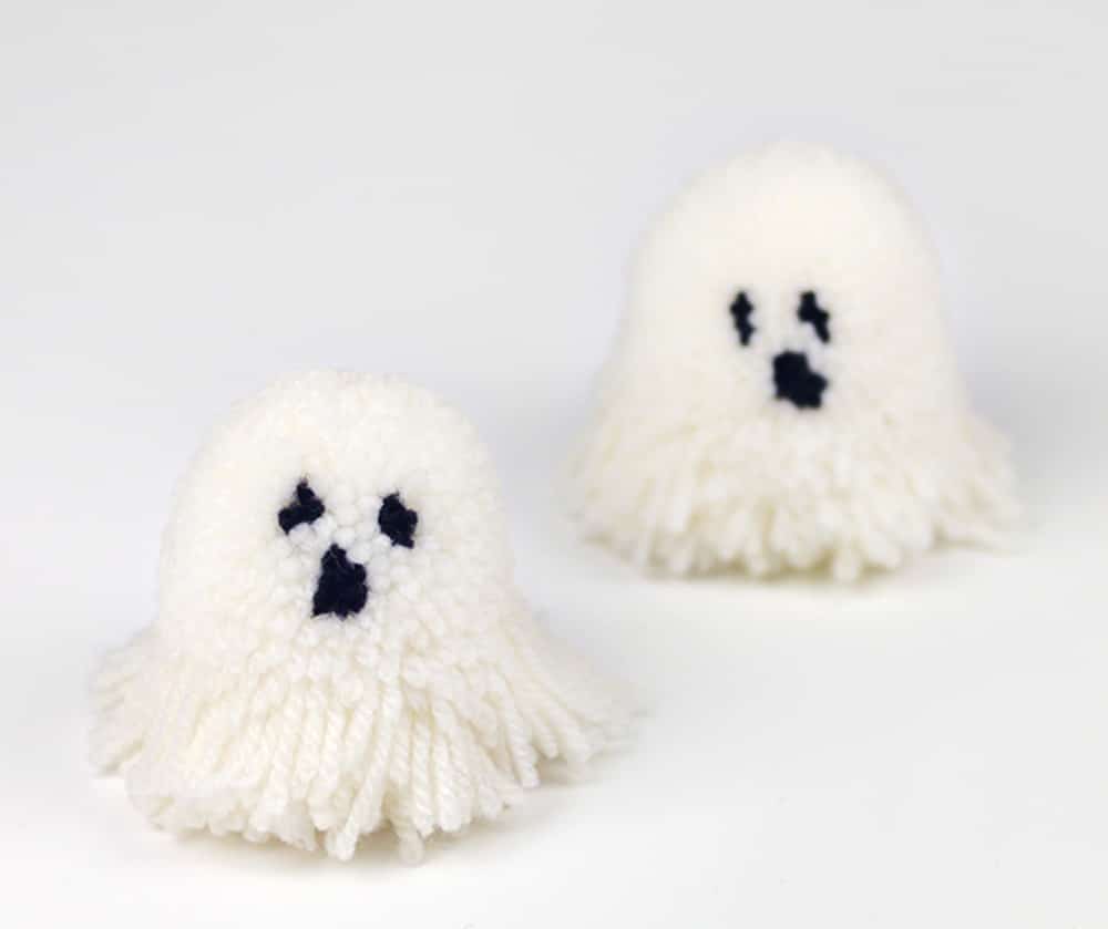 Spooky Pompoms