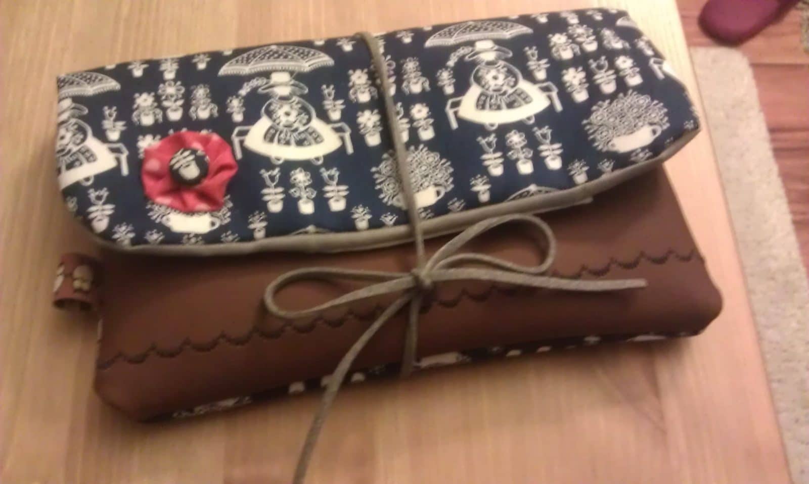 kleine Tasche (für Stifte oder Schminke)