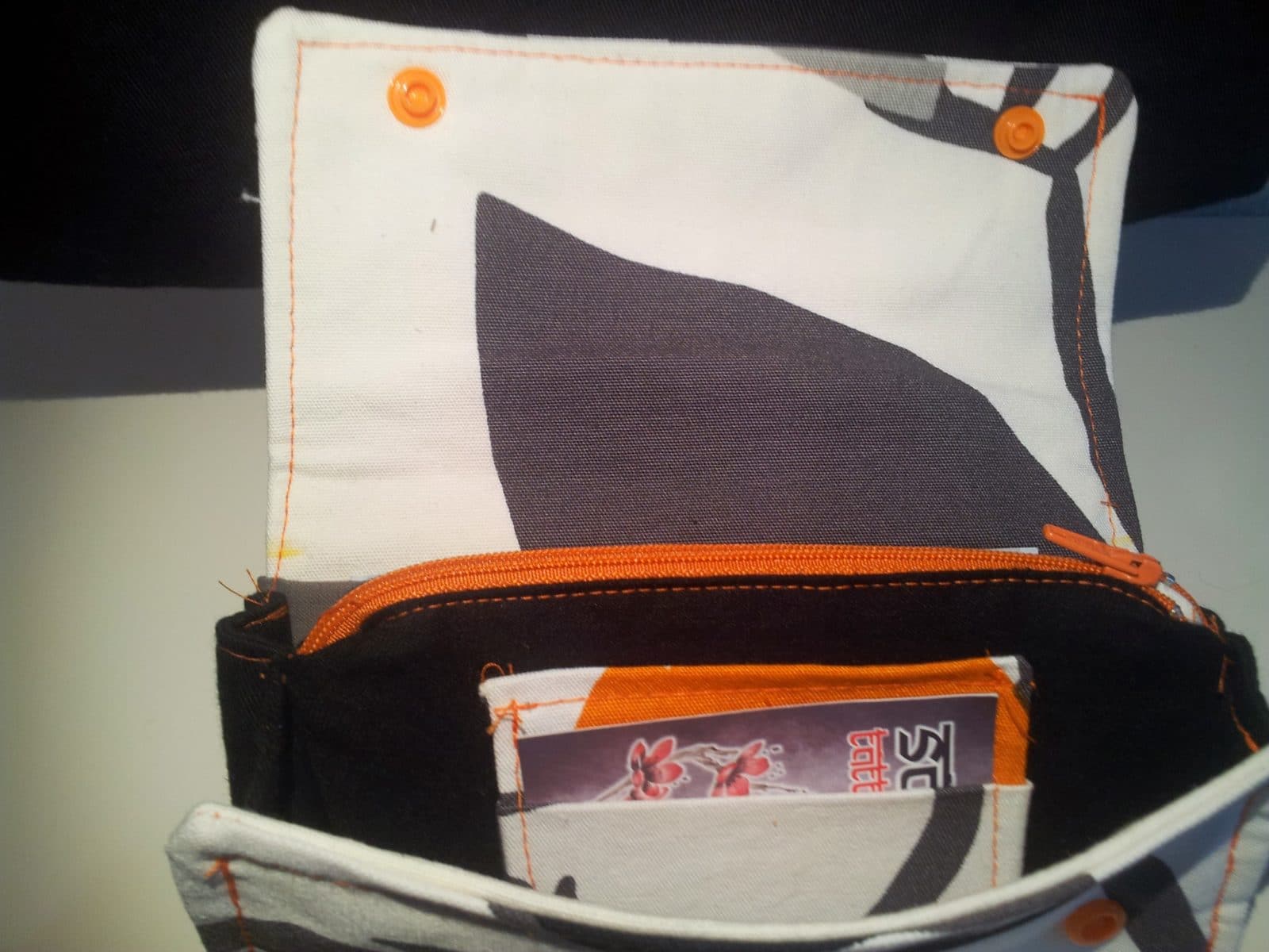 Shopper und Portmonnaie für das Gewinnspiel