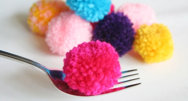 Mini PomPoms – klitzekleine Bommeln