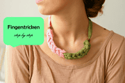 Armbänder- und Kettenstricken mit den Fingern