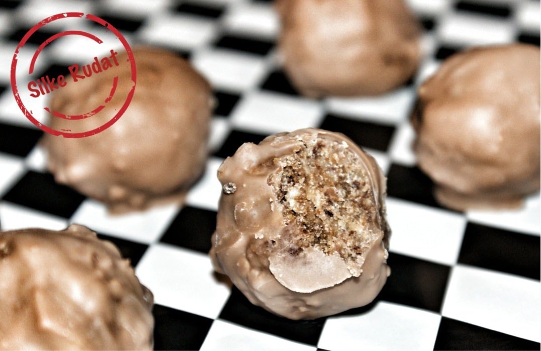 Spekulatius-, Pfeffernuss- und Lebkuchen-Cake Balls