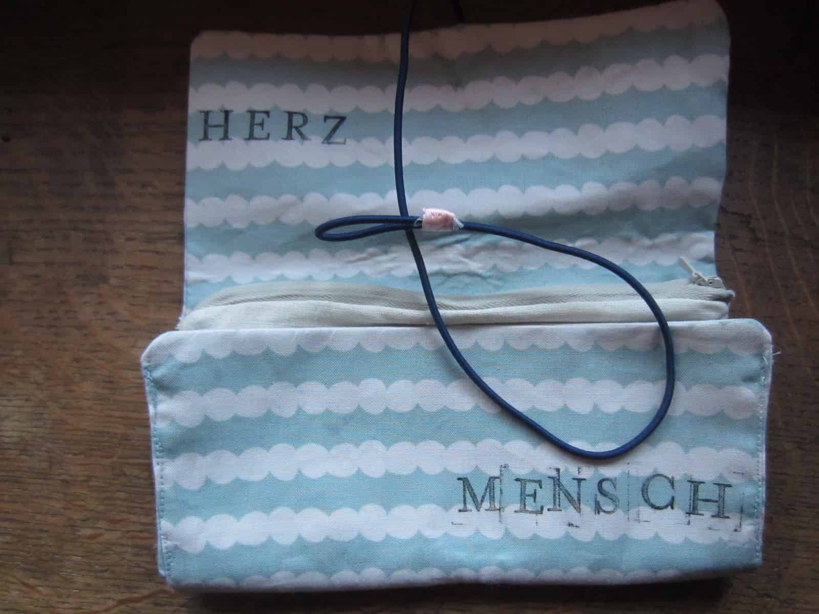Ein perfektes Weihnachtsgeschenk: Das Handmade-Kultur-Portmonnaie